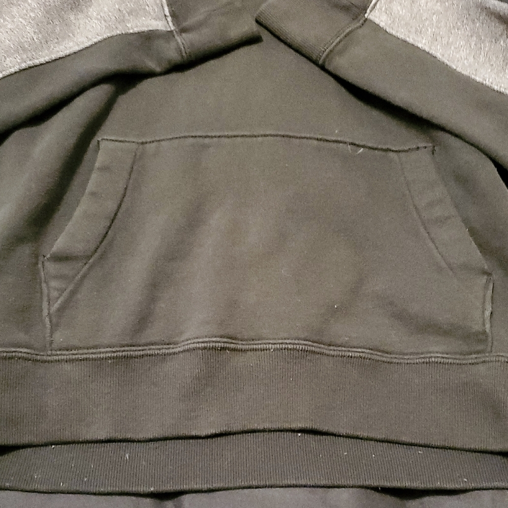 Hollister Two-Tone Gray and Black Hoodie Sweater - Picture 4 of 5